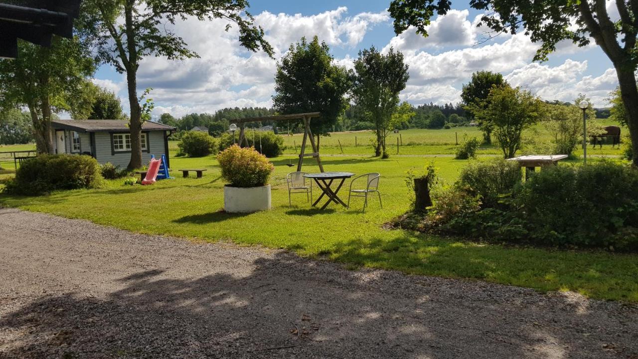 Backgardens Stugby Villa Axvall Buitenkant foto